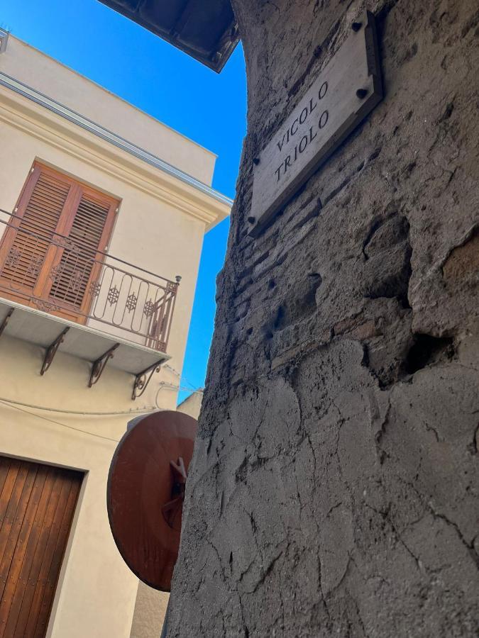 科莱奥内Palazzo Triolo - Dimora Di Charme住宿加早餐旅馆 外观 照片